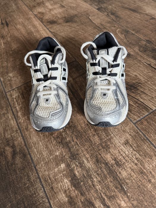 New Balance 1906 детски маратонки