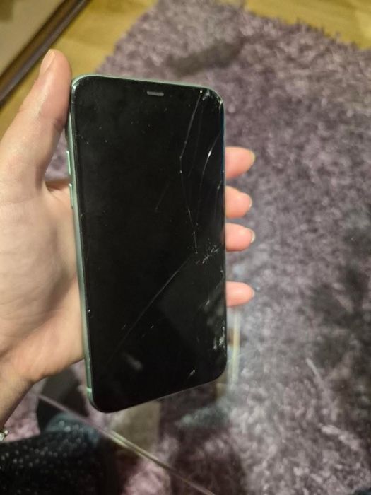Iphone 11 в добро състоняние