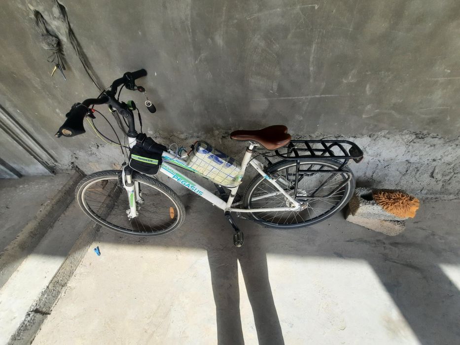 Elektra velosiped  sotiladi