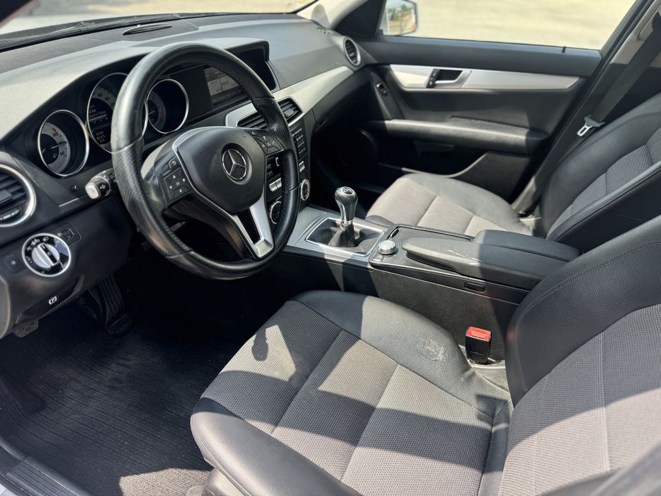 Mercedes C200 2013