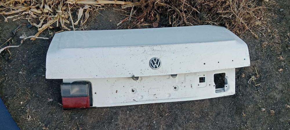 В продаже двери на пассат гольф Вента ауди