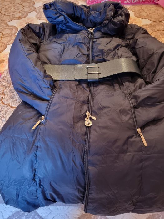 Пуховик брендовый продам