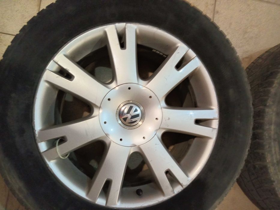 Гуми с джанти 225/55R18 за VW Touareg