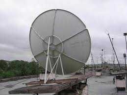 Продам недорого спутниковую антенну