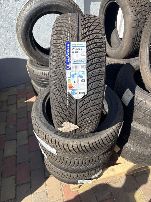 Anvelope 235/45R18 Michelin