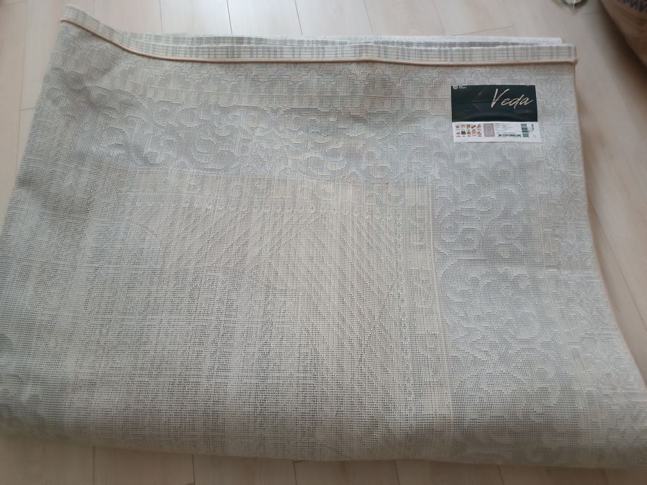 Ковёр напольный размер 2.5×4.0