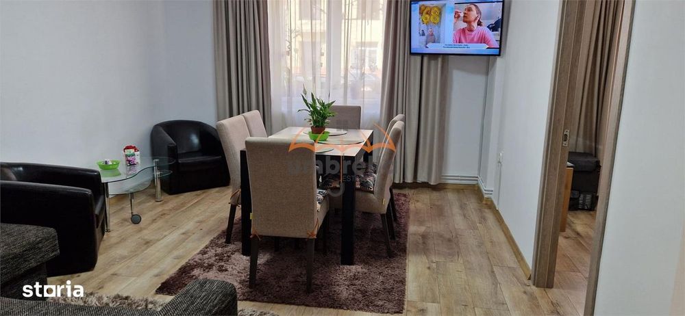 Apartament 3 cam. de vanzare str. Horea