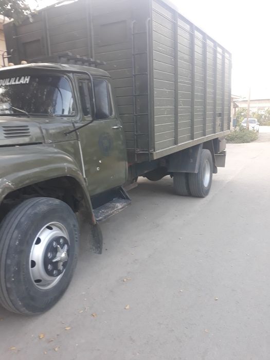 Zil 130 sotiladi 1991 yil xolati yax ishlab turgan mashin