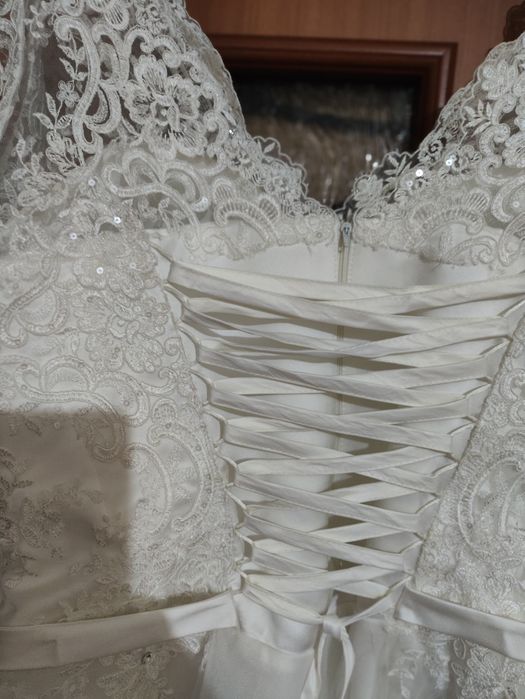 Продам свадебное платье, 50-56 размер