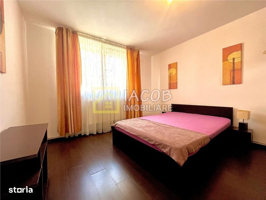 Apartament 3 camere decomandate, strada Martir Horia, Bacau