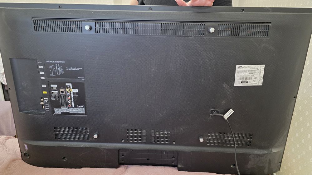 Продам телевизор Samsung