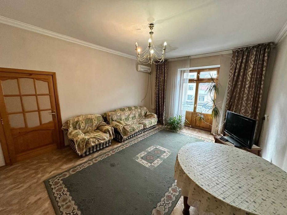 В продаже 4х ком квартира Чехова 64