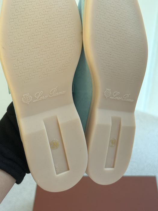 Продам лоферы- шлепанцы Лоро Пиана