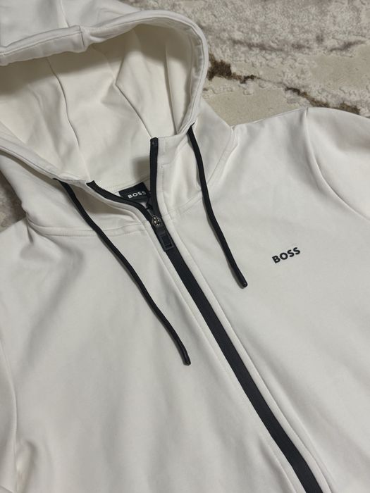 Trening Hugo Boss - Calitate premium