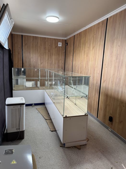 Продается витрина