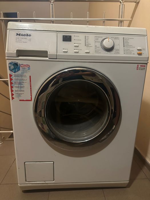Безплатна неработеща пералня