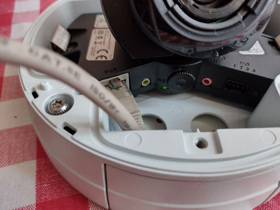 Cameră video IP Axis P3364-LVE
