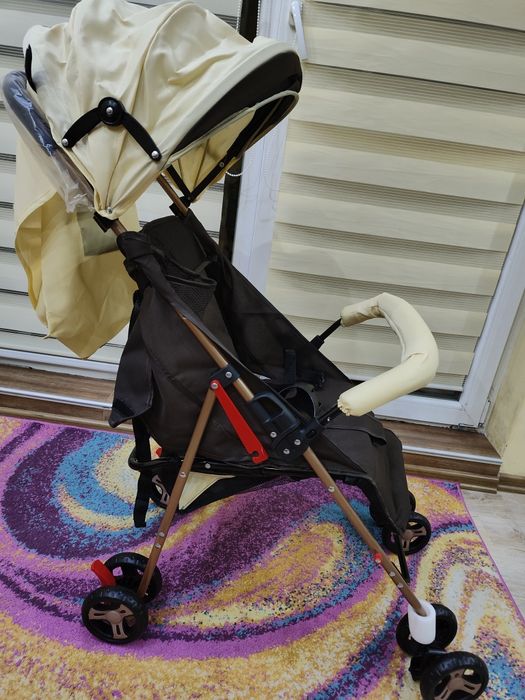 Чисто Нова Ултра Лека Сгъваема Лятна Количка
За Деца 1-3г. 
49€