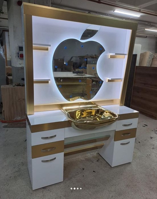 Всичко за фризьорски салони бюра столчвта рецепции