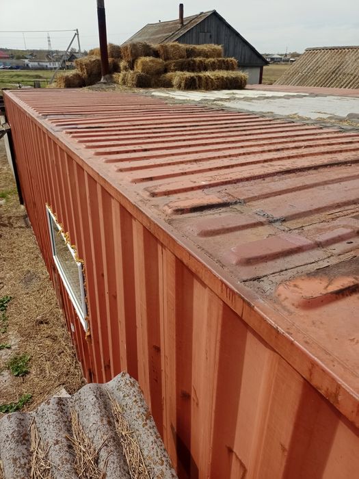 Продам 2 морских контейнеров 40