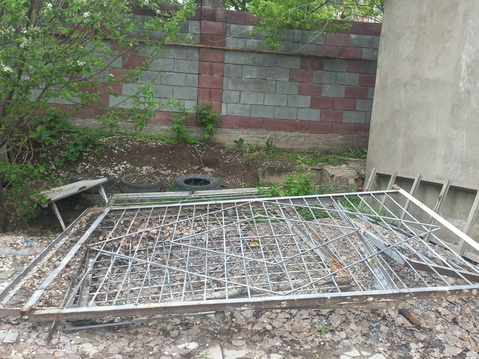 Забор металлический