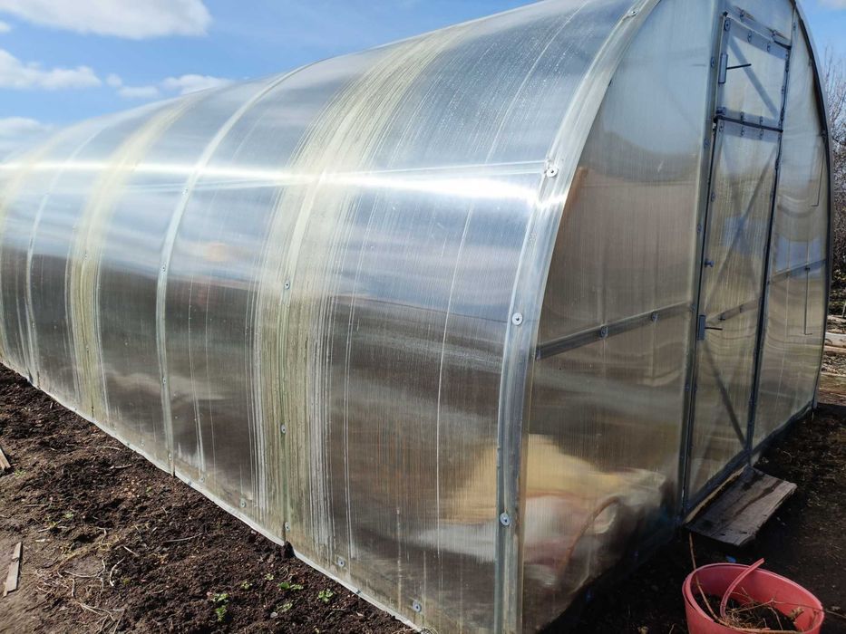 Дача в городе с баней и теплицей, 7 линия