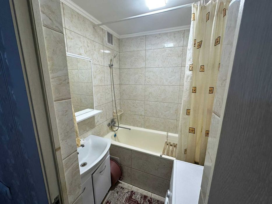 Продается 3 комн квартира Назарбаева,7