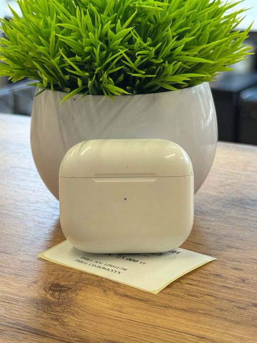 AirPods series 3