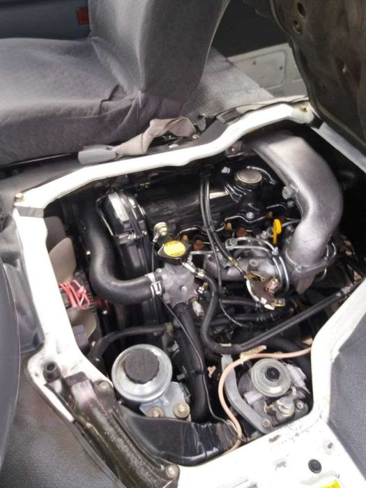 Тойота Hiace 2004 года