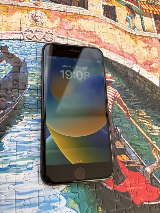 iPhone 8, 64GB, baterie 85%