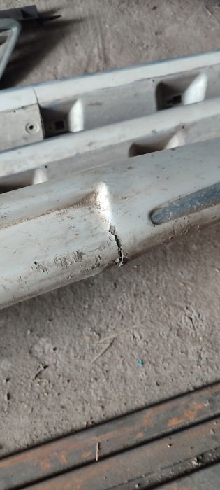 Пороги ,губа передняя mazda mpv