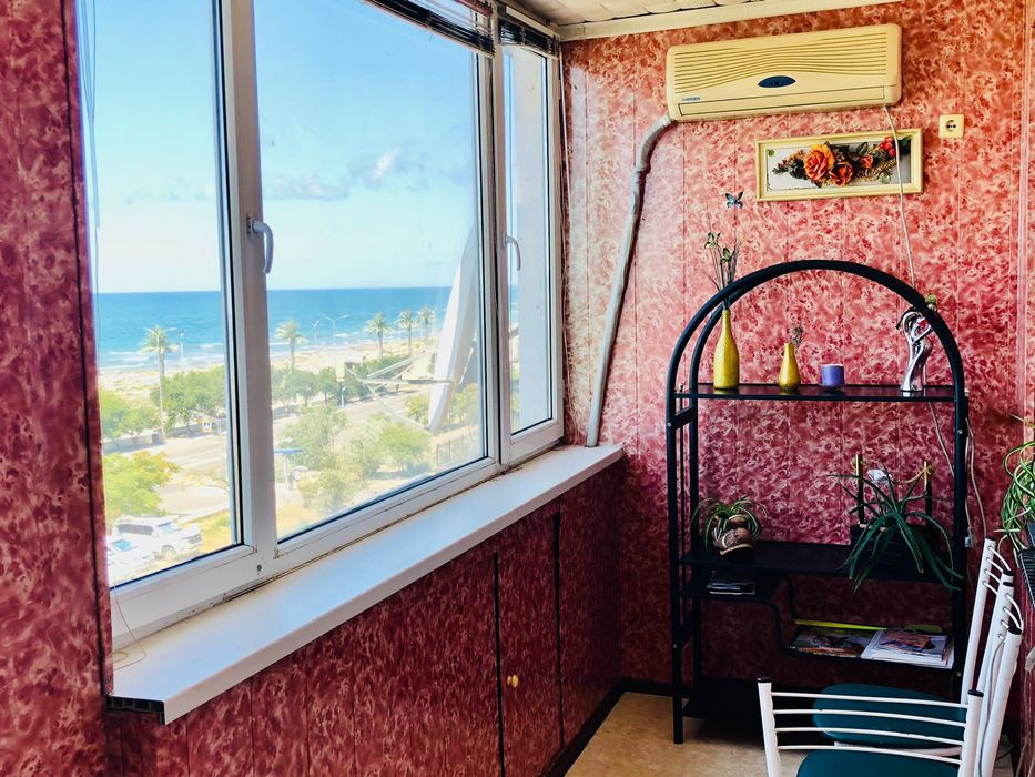 Продам 2-х 14-19 1 этаж