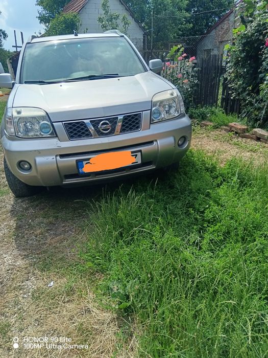 Vând Nissan Xtrail