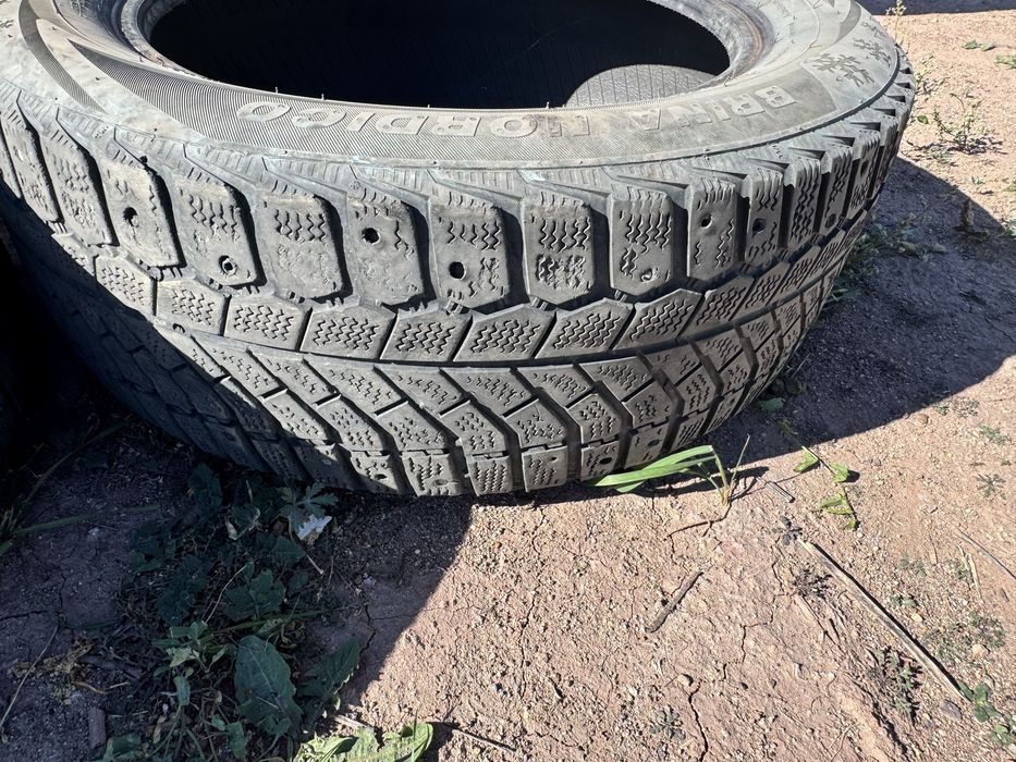 Продам резину r16 зима