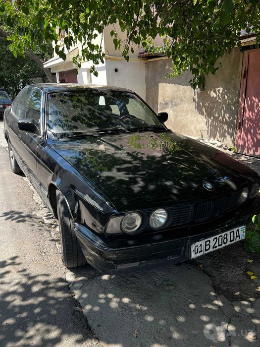 Продаю BMW E34 в среднем состоянии