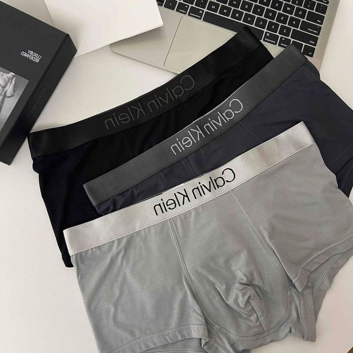 Трусы Calvin Klein