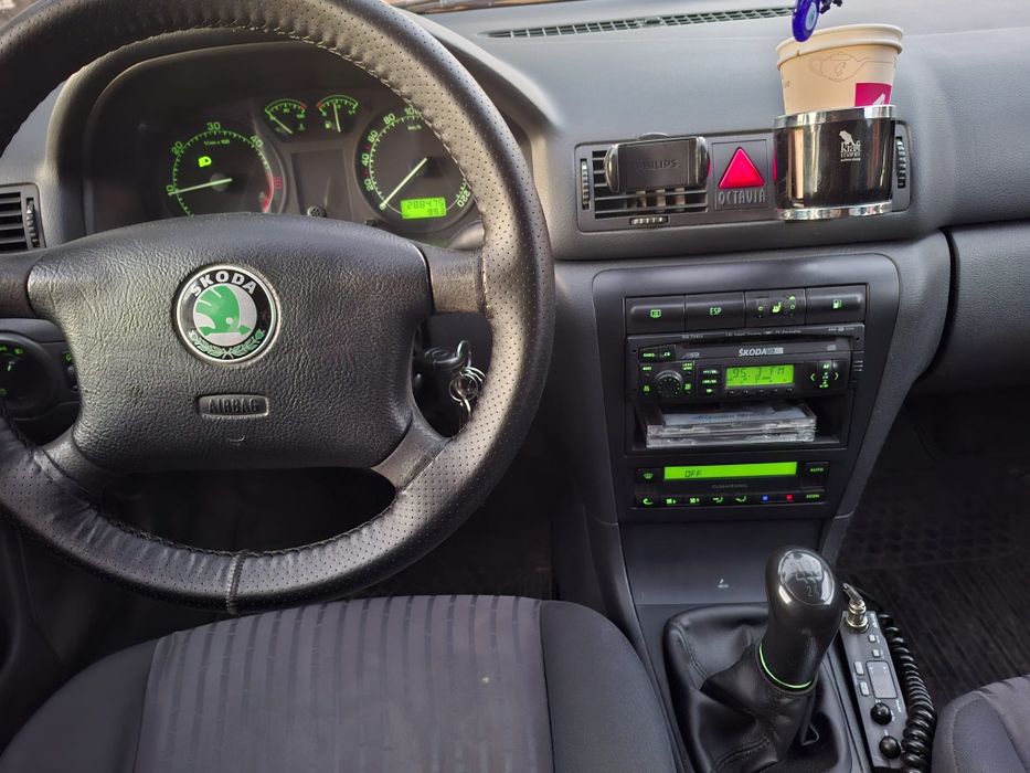 SKODA Octavia 2000 — imagine 5