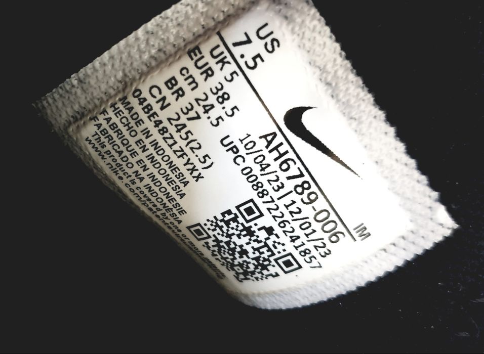 Nike Air Max 270 / 38.5 /24.5см ОРИГИНАЛ! Унисекс Маратонки!