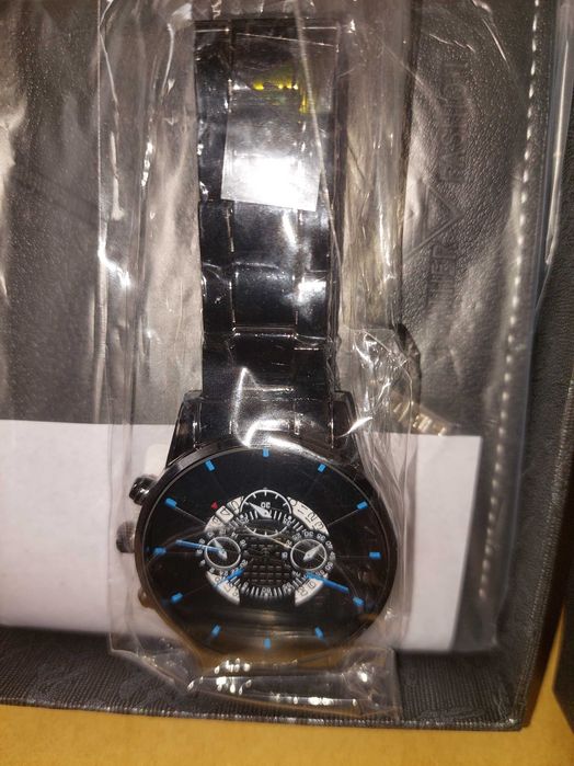 Set cadou barbat ochelari ceas si portofel - la tipla