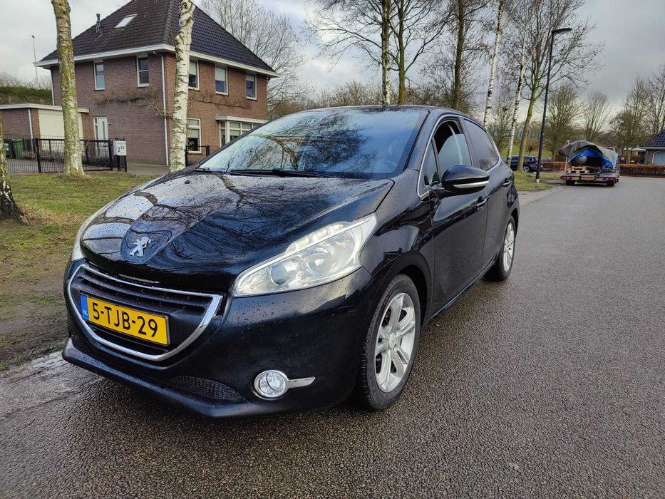 Vand Peugeot 208 1.6 Hdi 2014
