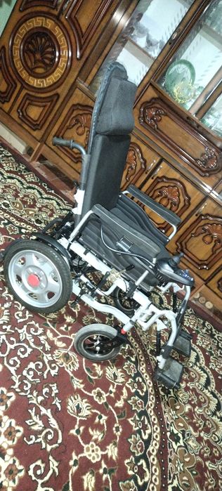 Nogironlar aravasi sotiladi bir marta ishlatilgan yangi xolati aybi yo