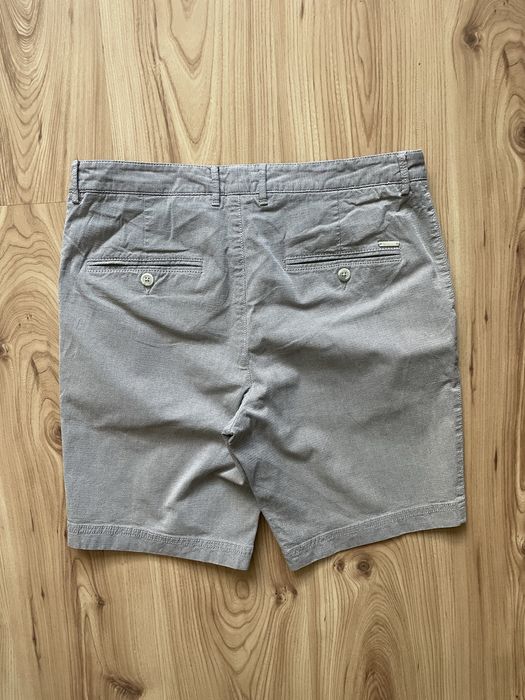 HUGO BOSS / мъжки къс панталон W30