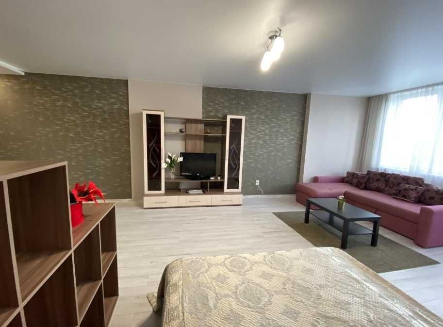 Дава се под наем Едностаен апартамент в Пловдив, Прослав - 40 кв.м за 198.9 € - Снимка #1