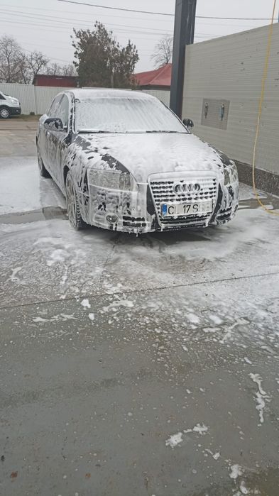 Vand Audi A6 C6 2010