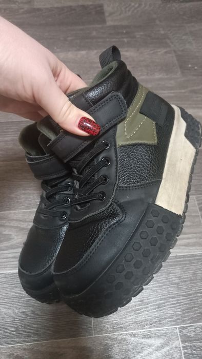 Продам ботинки !