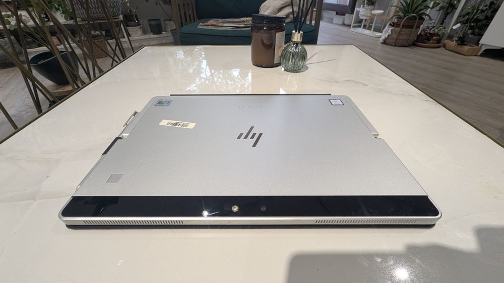 Лаптоп/таблет HP Elite x2, i5, 256 ssd, тачскрийн
