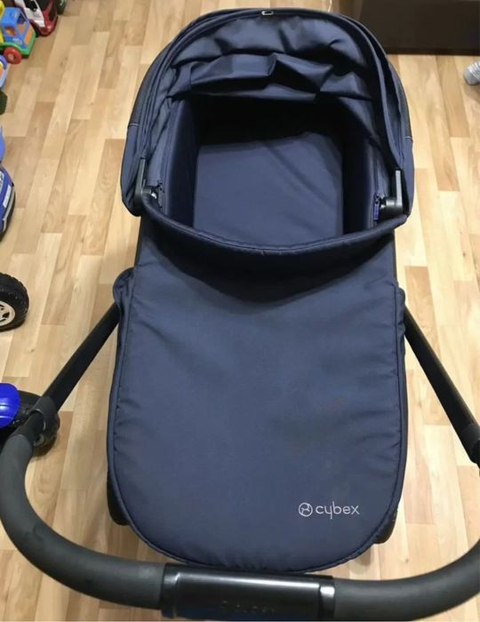 Коляска прогулочная Cybex