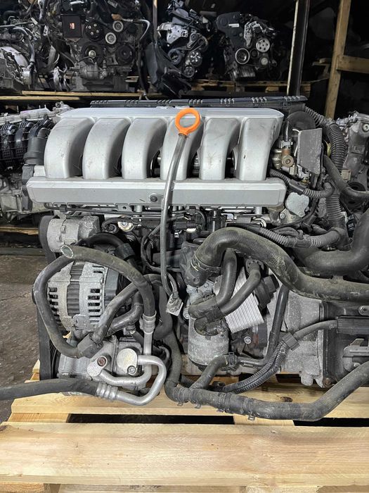 Двигатель Volkswagen AXZ 3.2 FSI