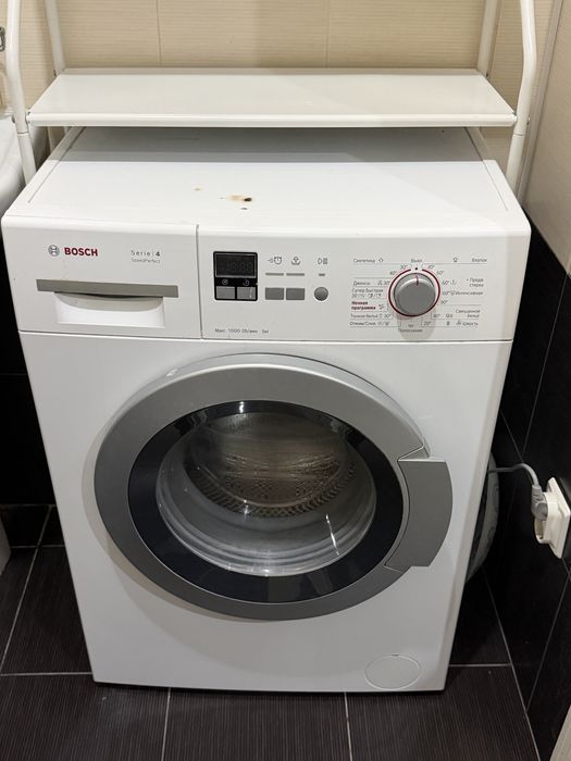 Продам Б/У стиральную машину Bosch!