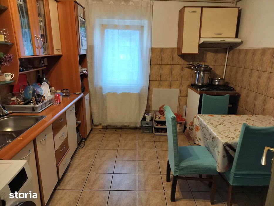 Vand apartament 2 camere